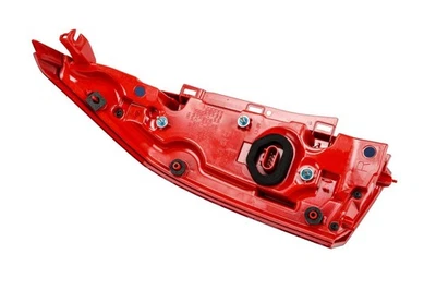 New Genuine Cadillac ATS Rear Taillight Lamp Outer Right OE 84540024 - Image 1 of 4