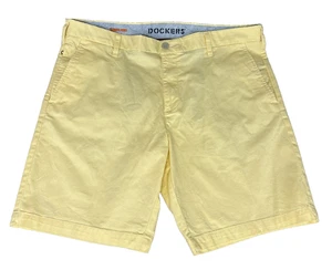 Dockers Ultimate Supreme Flex Pantaloncini Uomo Elasticizzati Taglia 38 - Giallo Chiaro - Foto 1 di 10