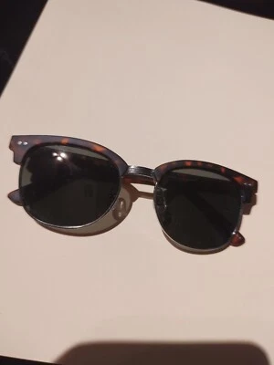 Gafas de sol Foster Grant Foto 1 de 4