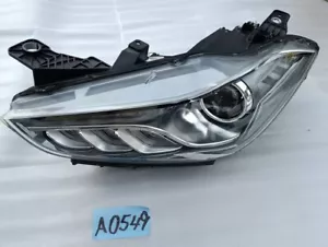 Genuine Maserati Ghibli Left Headlight 670038247 - Picture 1 of 10