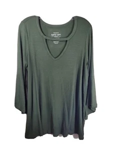 NWT TORRID Size 1X WOMEN'S OLIVE GREEN Flared sleeve Knit top blouse  - Picture 1 of 4