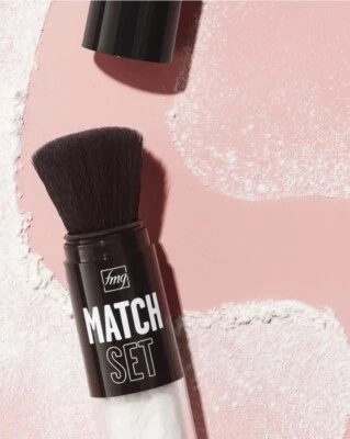 FINISHING LOOSE POWDER TO GO Avon FMG Match Set Invisible New Flawless Blend - Image 1 of 4