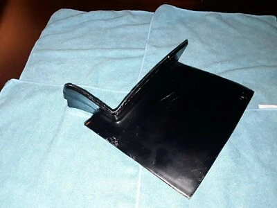 NOS GM 1977-79 PONTIAC PHOENIX VENTURA PARACHOQUES DELANTERO EXTENSIÓN DE RELLENO 77 78 RH Foto 1 de 4