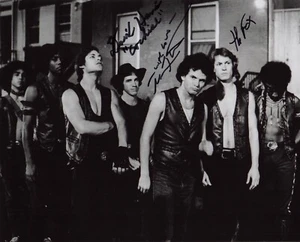 Foto firmada por David Harris y Thomas Waites 8x10 Cochise Fox 1979 The Warriors - Imagen 1 de 1