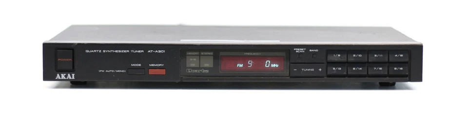 Akai AT-A301 - Quartz Synthesizer Tuner - Bild 1 von 4
