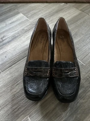 Softspots Patent Leather Croc Print Penny Loafer Shoes Women's 8 1/2” W Brown - Image 1 of 4