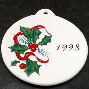 Vintage Fiesta 1998 Christmas Holly and Ribbon Ornament Homer Laughlin No Box - Picture 1 of 2