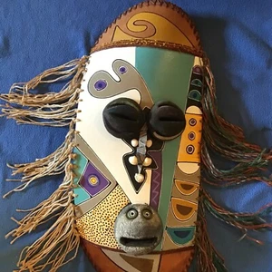 Folk Art Mask Brazilian Origins - Picture 1 of 12