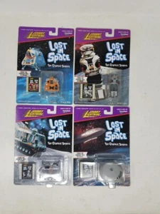 NIP Johnny Lightning Lost In Space Chariot Jupiter 2 Robot B-9 Space Pod 1998 - Picture 1 of 11