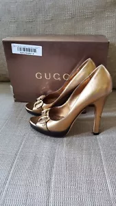 GUCCI GOLD PLATFORM HORSEBIT HEELS PUMPS OPEN-TOE 8.5 RARE!  $384. $1,200 - Picture 1 of 12