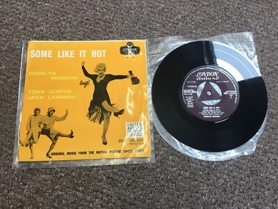 Marilyn Monroe-Some Like It Hot 1959 1st Press London 7” Tri Centre EP UK - Image 1 of 4