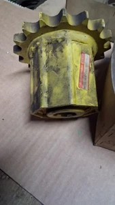 Kupplung Zapfwelle Zahnrad 17 Zähne passend zu Deutz Fahr 1-1334-350-505.10 - Bild 1 von 7