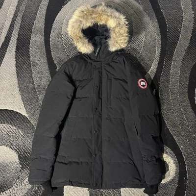 Authentic Black Canada Goose Wyndham Parka Heritage Coat Down Size Usa M - Image 1 of 4