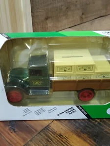 Ertl 1/34 John Deere Truck Bank No 104, Stk# 5687 - Picture 1 of 5