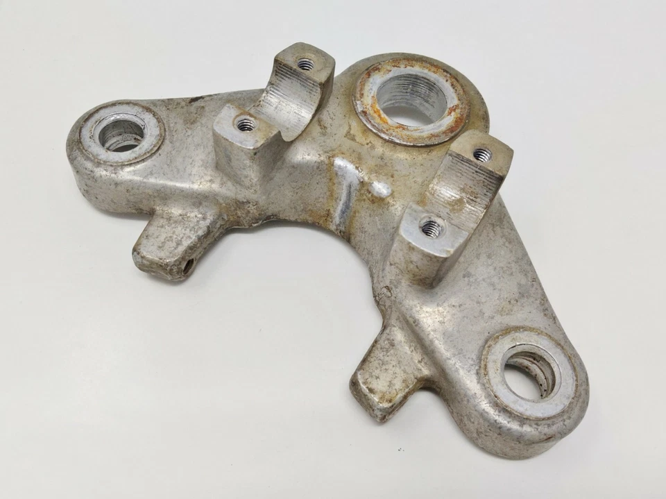 Puente abrazadera de vástago de dirección triple árbol superior 71 Honda CL100 CB100 CL CB 100 Foto 1 de 4