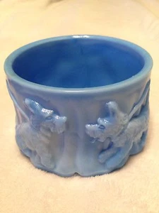 Vintage blau Milchglas Akro Achat Scotty Hund Puff Pulver Box Scottish Terrier - Bild 1 von 5