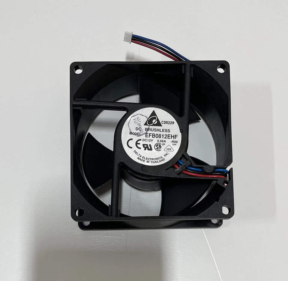 Delta EFB0812EHF Fan DC Brushless 12V .68A 80 x 80 x32 mm - Image 1 of 4