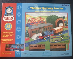 Tomy Thomas und seine Freunde Thomas Eisenbahn Spaß Set 2002 - Neu im Karton - Bild 1 von 10