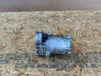 Compresor de aire acondicionado Infiniti Q50 Hybrid 2014-2021 OEM 3,5 L TRACCIÓN TRASERA Foto 1 de 4