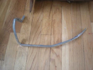 Nuevo de Lote Antiguo 1974 1975 1976 Lincoln Mark IV Cuarto Panel Moldura LH - Imagen 1 de 4