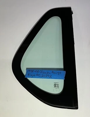 Б/у 1998-2000 ISUZU AMIGO ПАССАЖИРСКОЙ СТОРОНЕ ЧЕТВЕРТЬ СТЕКЛА - Изображение 1 из 2