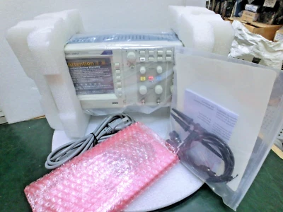 Tektronix TDS2002C Two Ch Digital Storage Oscilloscope,70MHz 1GS/s,Tpp0101+8573 - Image 1 of 4