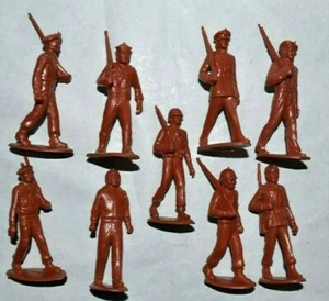 Marx. U.N Army Unpainted Plastic figures & paint guide - Picture 1 of 3