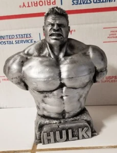 Estatua usada de 7 pulgadas de J S Studios de Hulk Bust - Imagen 1 de 10