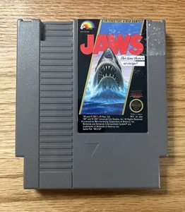 Cartouche NES authentique JAWS Nintendo Entertainment System 1987 authentique - testée - Photo 1/3