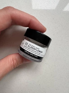 The Body Shop Elderflower Unperfumed Cooling Eye Gel Reducing Puffines - 15ml - Picture 1 of 8