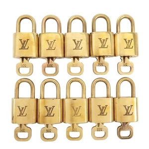 Original Louis Vuitton 10er Set Schloss & Schlüssel Cadena Schlüsselschloss Metall Gold Gebraucht Kostenloser Versand - Bild 1 von 14