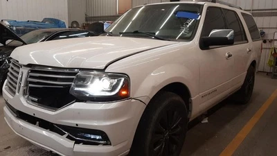 OEM Lower Control Arm For Navigator Left Front Low - Image 1 of 4