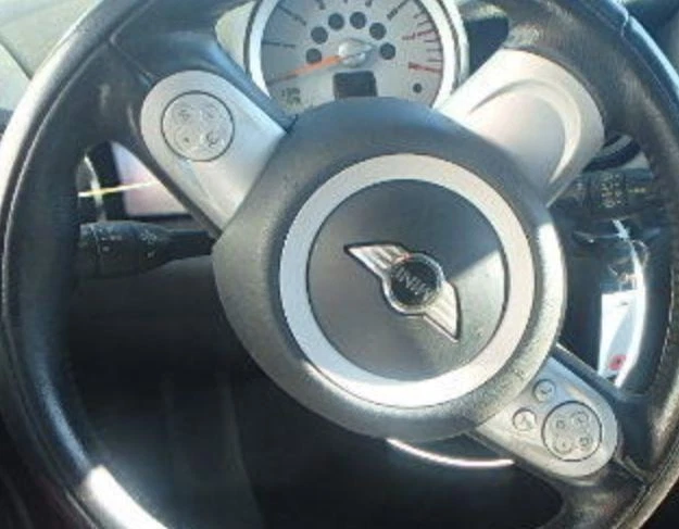 Bolsa de aire para rueda de conductor Mini Cooper 2009-2010 OEM LKQ Foto 1 de 3