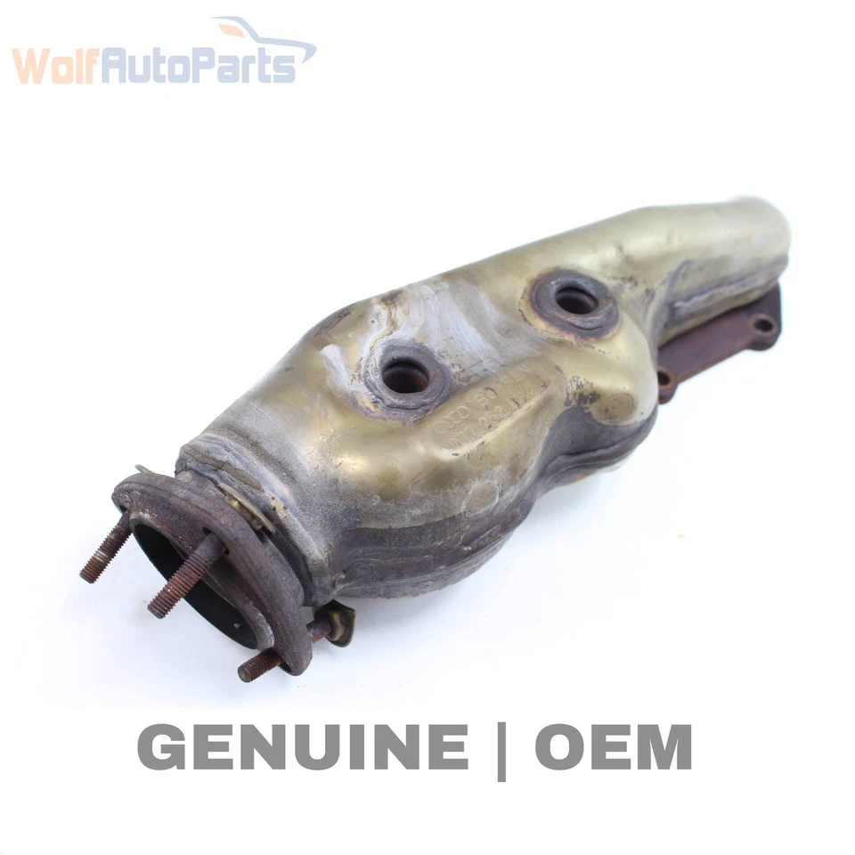 AUDI A6 QUATTRO 2000-2001 4,2 L - Colector de escape derecho 077253034J Foto 1 de 4