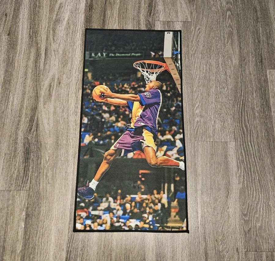 Alfombra bombo Kobe Bryant Dunk para aficionados a los deportes de baloncesto de la NBA Foto 1 de 1
