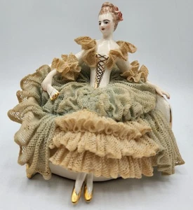 CALIFORNIA DRESDEN LADY IN CHAIR BY AVIS 1940'S WITH FAN No Damage 5 1/2" - Bild 1 von 16