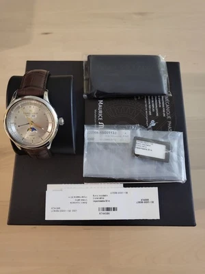 Relógio masculino Maurice Lacroix LC6068-SS001132 Les Classiqu prata mostrador fase da lua - Imagem 1 de 4