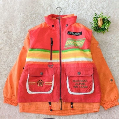 Jaqueta Mizuno Vintage Anos 90 Equipe Nacional de Esqui Alpino da Eslovênia Modelo Tamanho M - Imagem 1 de 4