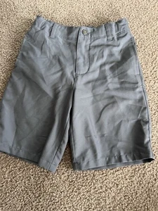 Under Armour Boys Size 7 Match Play Golf Shorts Gray Adjustable Waist - Picture 1 of 6