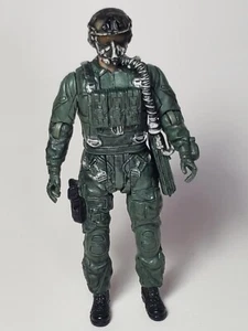 1:18 BBI Elite Force U.S Army Ranger Air Assault HALO Paratrooper Jumper Fig -b2 - Picture 1 of 2