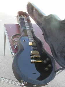 2005 GIBSON LES PAUL STUDIO,EBONY,GOLD HARDWARE,ORIGINAL CASE VERY NICE. - Picture 1 of 10