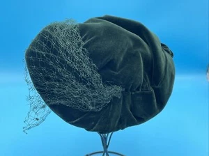 Vintage Evergreen Velvet Netted Hat 40s/50s Fish Net RhinestonesCostumeHalloween - Picture 1 of 14