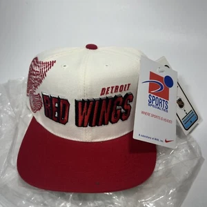 Chapeau snapback vintage années 90 neuf avec étiquettes spécialités sportives Detroit Redwings ombre LNH Nike - Photo 1/21