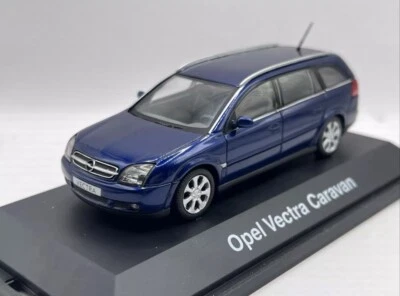 Opel Vectra C Caravan Bleue 1/43 Schuco - Photo 1/3