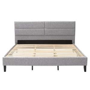 Bellevue Light Gray Fabric King Panel Bed with Rectangle Tufted Headboard - Picture 1 of 12