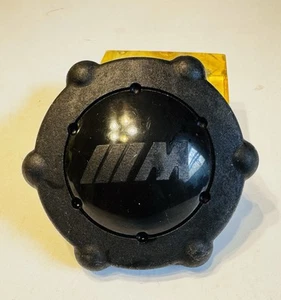 BMW E46 M3 oil cap - Picture 1 of 2