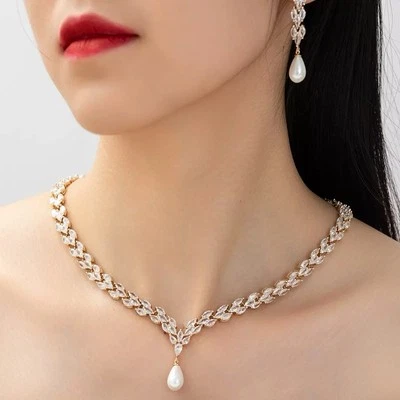 zirconia  Crystal Bride Wedding necklace and earrings set - Image 1 of 4