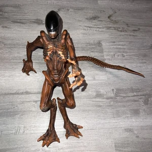 ALIEN RESURRECTION 1:5 BROWN ALIEN XENOMORPH LARGE 16in DELUXE ACTIONFIGUR - Bild 1 von 4