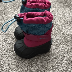 Columbia Kleinkind Schneestiefel Gr. 5 - Bild 1 von 5