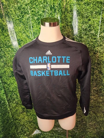 NBA Charlotte Basketball Adidas Crew Neck Sweater Black Size M +0 Year 2013 Cover